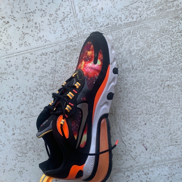 The Nike Air Max 270 React “Supernova” - Picture 1 of 4